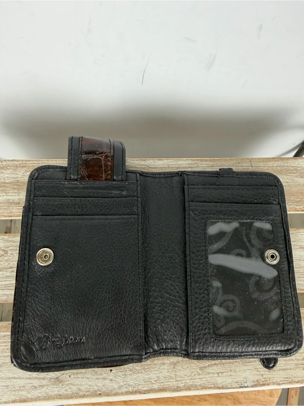 Brighton Eves Delight leather cell phone and card pouch wallet croc embossed
